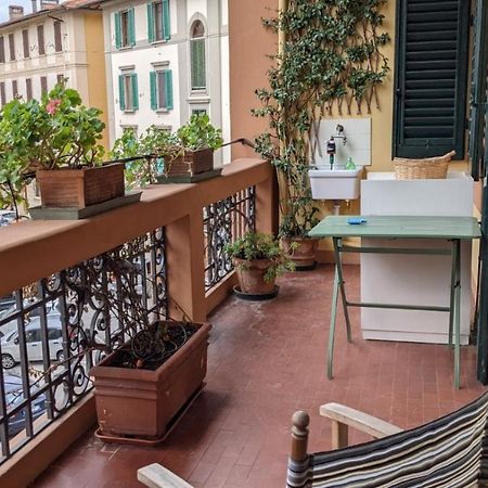 Double Bedroom In Beautiful 30'S Style Apartment Флоренція Екстер'єр фото