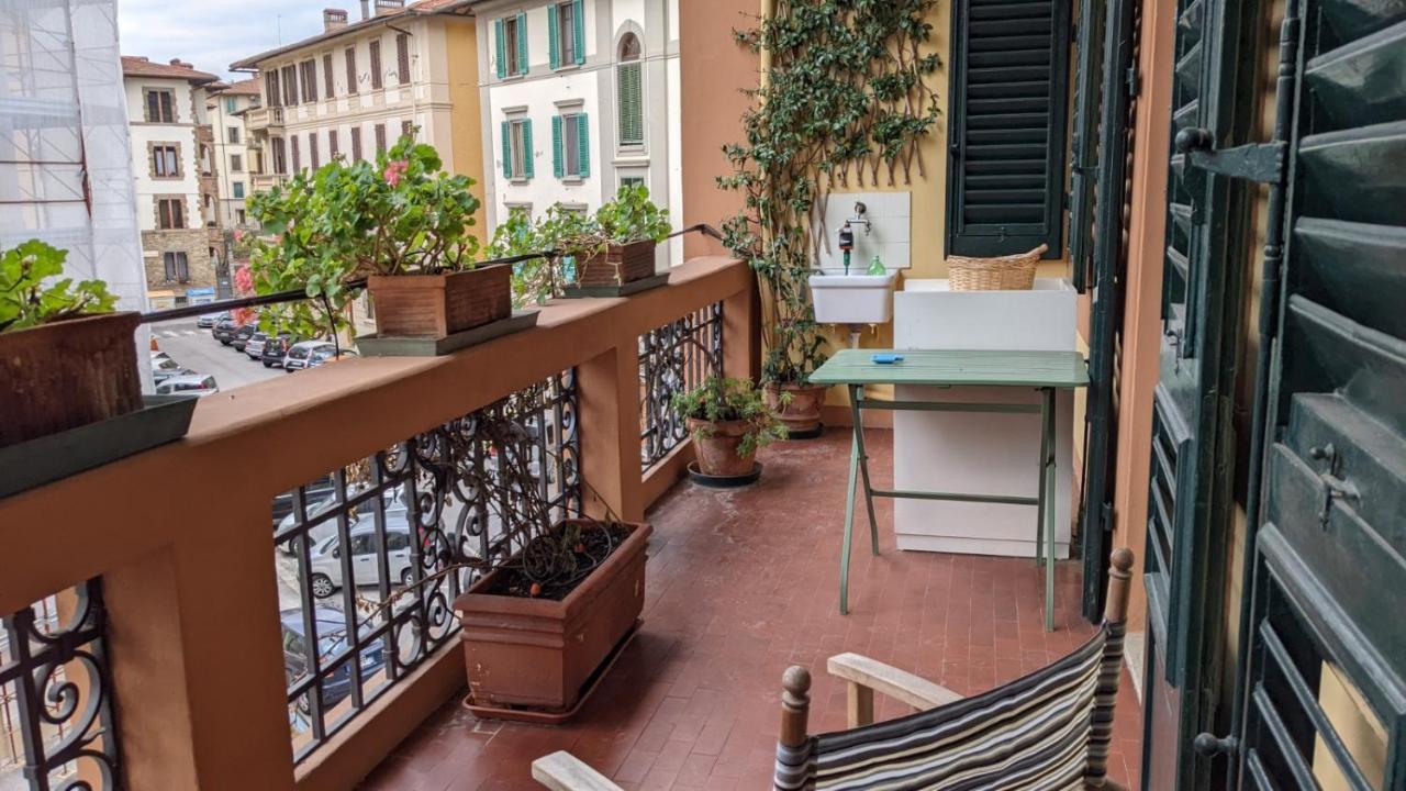 Double Bedroom In Beautiful 30'S Style Apartment Флоренція Екстер'єр фото